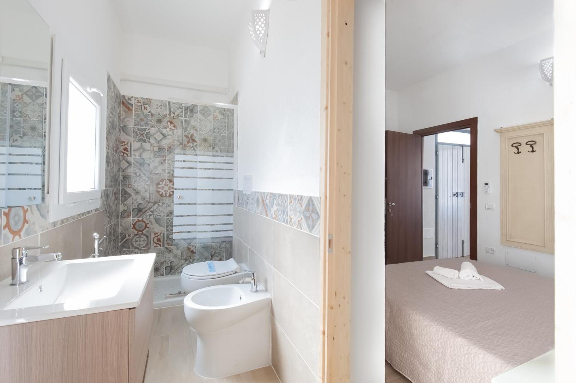 Beb Con Piscina Villa Del Borgo Badesi Eksteriør billede