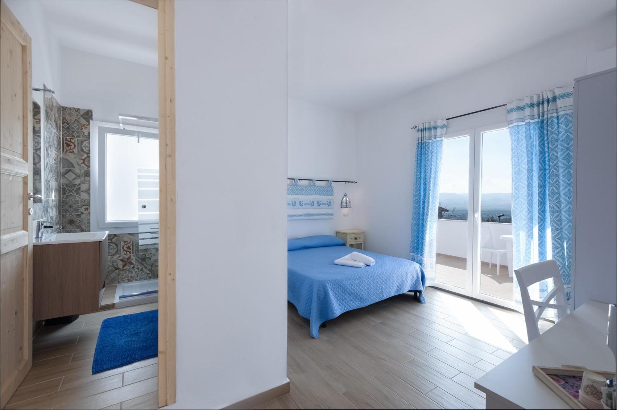 Beb Con Piscina Villa Del Borgo Badesi Eksteriør billede